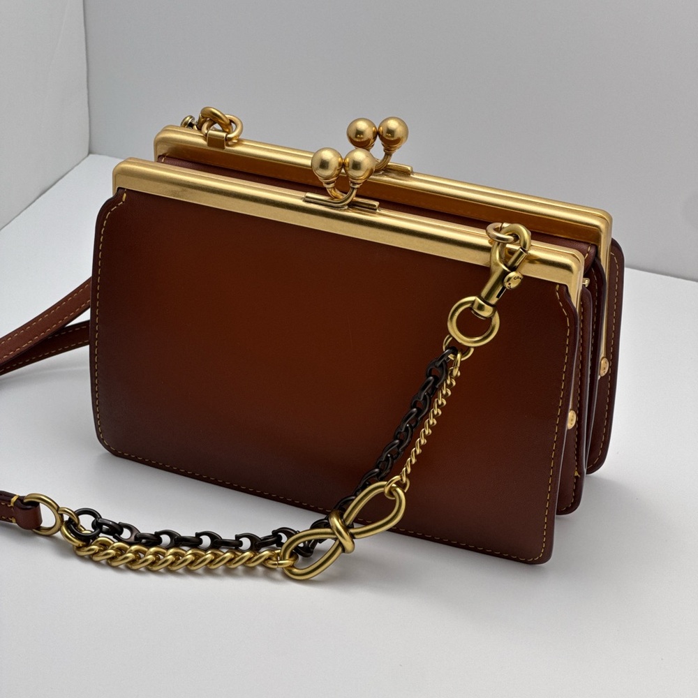 Coach Vintage Style Brown Leather Crossbody Bag | adjustable strap